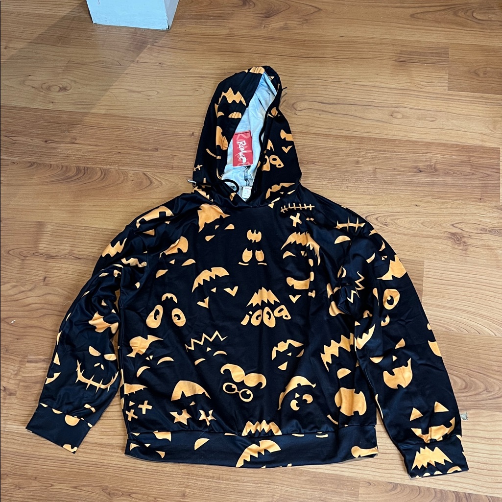Halloween S Black Hoodie With Bold Orange Jack-O-Lantern Faces Nwt
